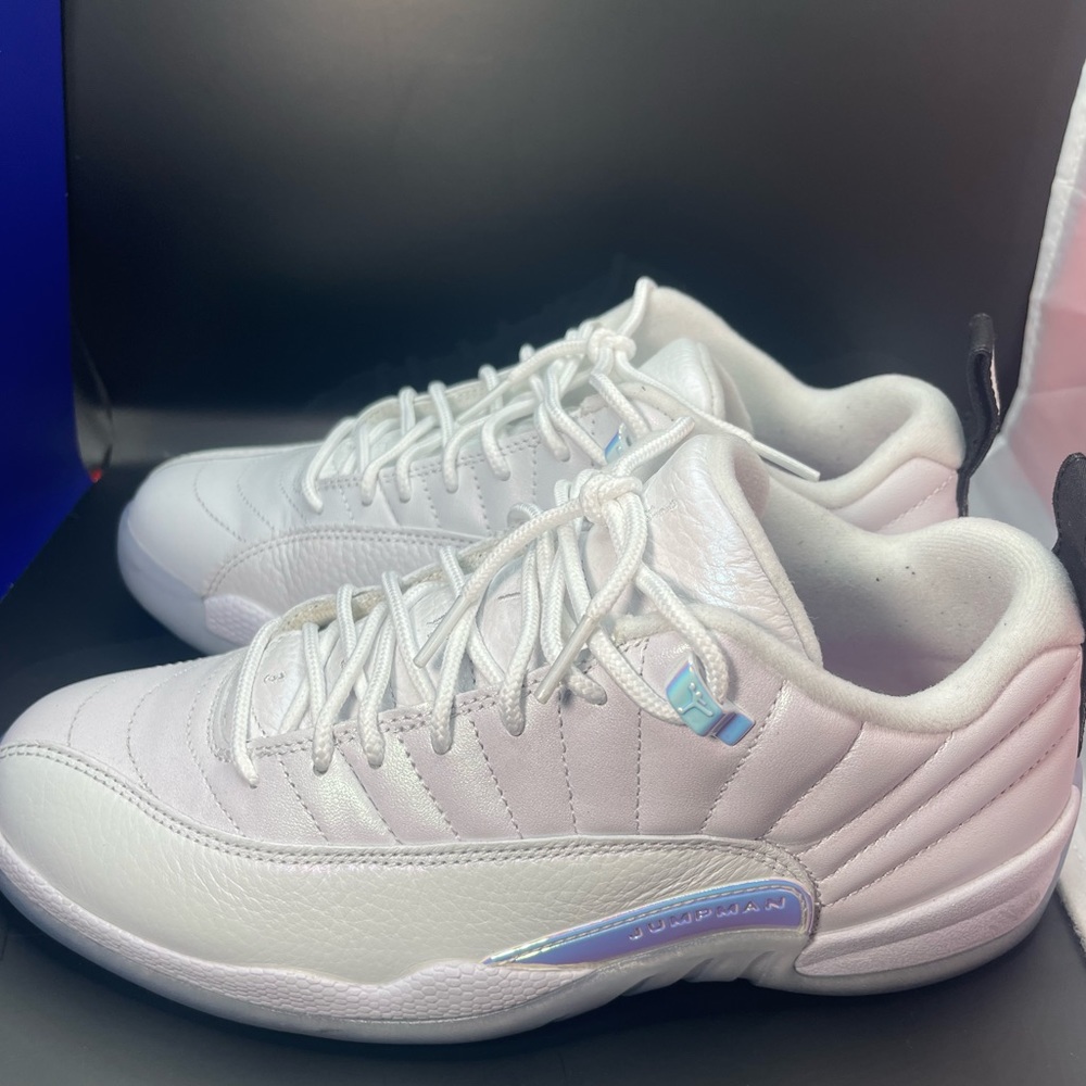 Jordan 12 size 8